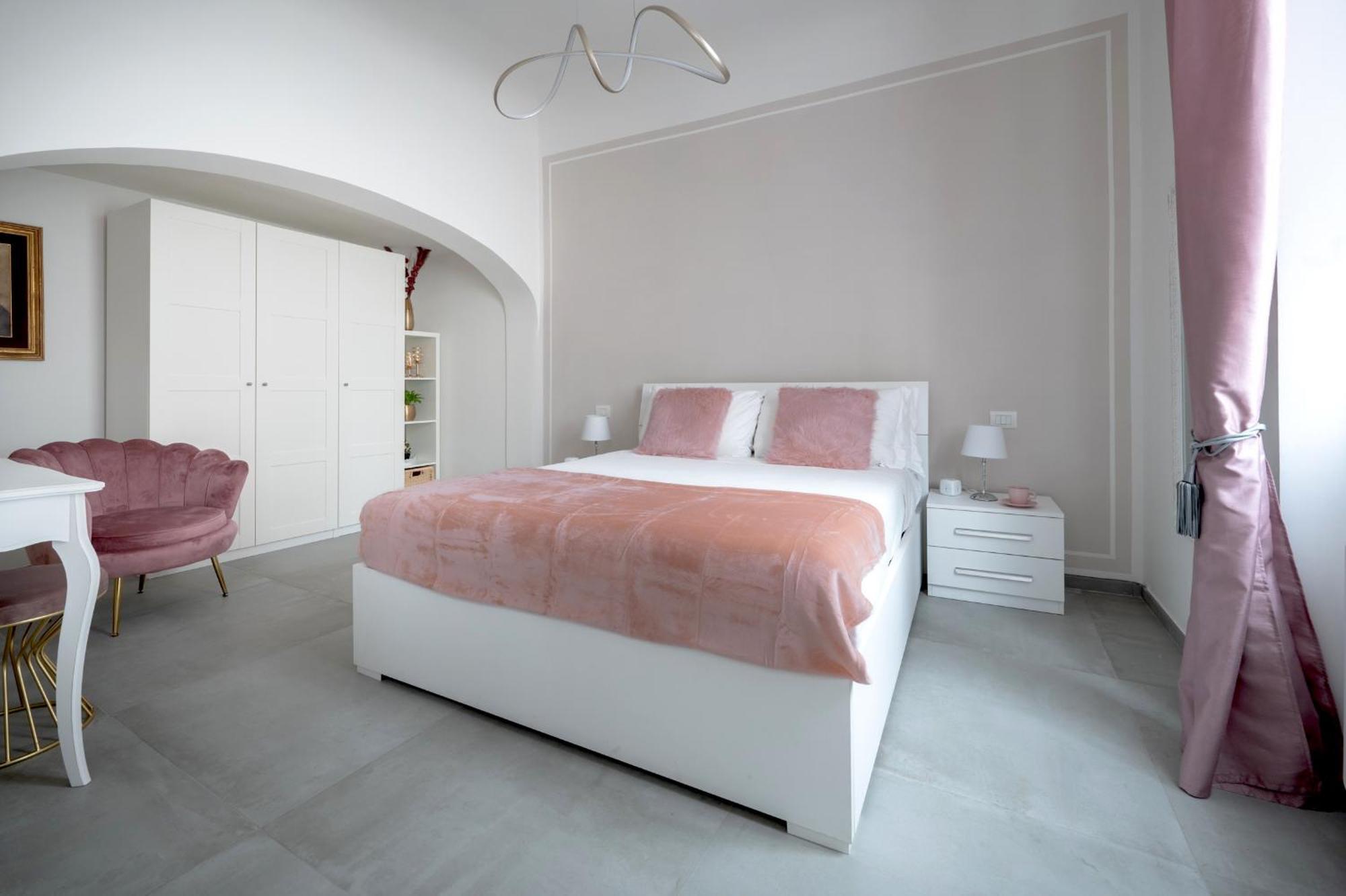 Via Ponte Alle Mosse, 19 - Florence Charming Apartments - A Chic, Newly Renovated Apartment Near Tram Leopolda, A Few Min From Downtown ภายนอก รูปภาพ